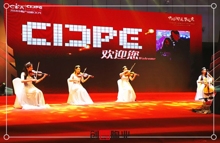 ���Ї��մɉ�֮ҹ���A�M�e��